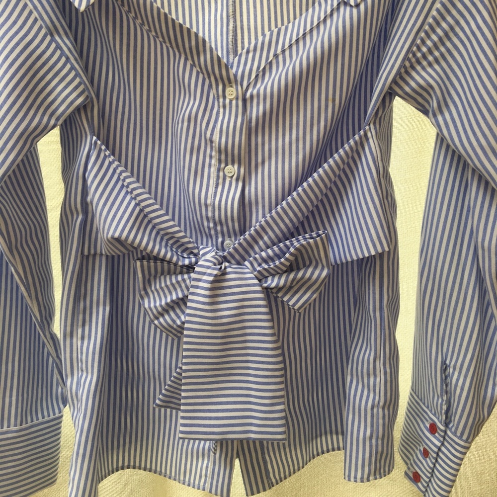 🦚English Factory Blue and White Stripes Blouse